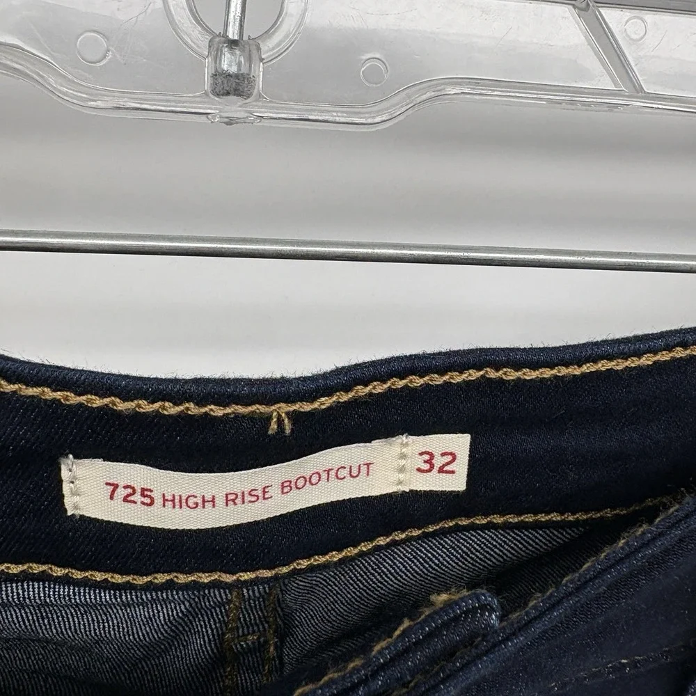 Levis 725 High Rise Bootcut Jeans Dark Blue‎ Stretch NWT Women 14M (32X32)